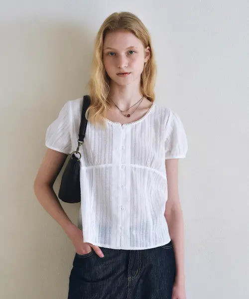 [LOEIL] Lace puff sleeve tie-back blouse_Ivory