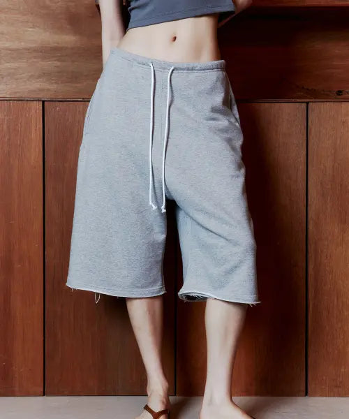 [LIKE A MODS] Cutoff velcro bermuda pants_Grey / 컷오프 벨크로 버뮤다 팬츠_그레이