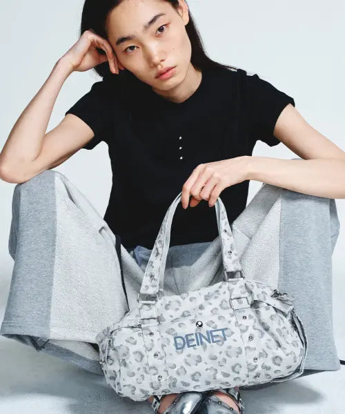 [DEINET] LOGO LEOPARD DUFFLE MINI BAG IN GREY