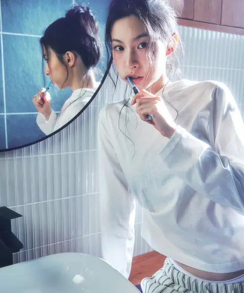 [LIKE A MODS] Solid hoodie long sleeve_White / 솔리드 후디드 롱슬리브 티_화이트