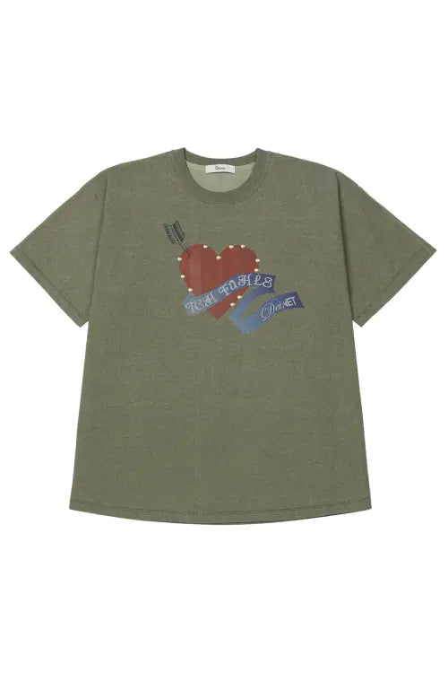 [DEINET] STUD HEART T-SHIRT IN KHAKI