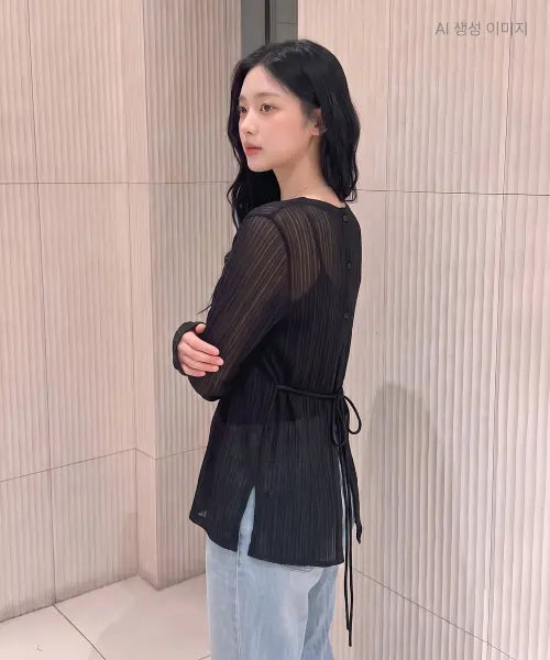 [ROEM] Back Button See-Through Long Sleeve Pullover / 백단추 시스루 긴팔 풀오버 RMKAG38R13