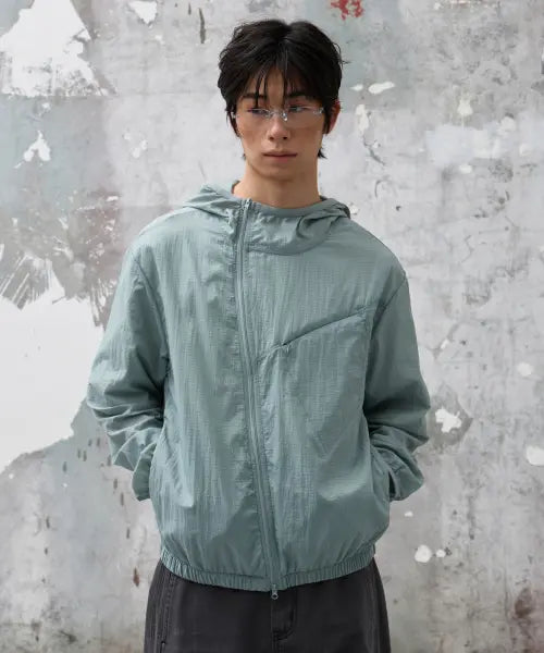 [AGOD] Oblik Hooded Windbreaker [Sky Blue] / 오블리크 후드 윈드 브레이커 [스카이 블루]