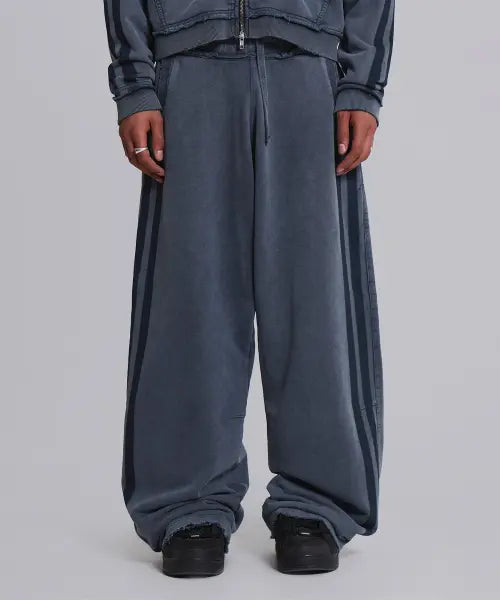 [JADED LONDON] Denim Wash Sporty Stripe Monster Jogger - Blue / (U) 데님 워시 스포티 스트라이프 몬스터 조거 블루 DENIM WASH SPORTY STRIPE MONSTER JOGGER BLUE