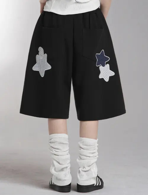 [LOOXP] Double Star Appliqué Bermuda Shorts Black / 더블 스타 아플리케 버뮤다 팬츠 블랙