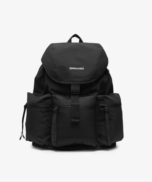[NEW BALANCE] NBGCGF2204 Three-Pocket Mini Backpack (Black) / NBGCGF2204 / 쓰리포켓 미니 백팩 (BLACK)