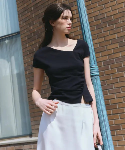 [DRAWFIT WOMEN] CURVE SHIRRING TUCK T-SHIRT [BLACK] / 커브 셔링 턱 티셔츠 [BLACK]