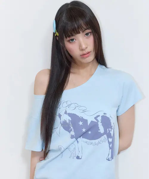 [LUVISTRUE] SY ONE-SHOULDER HORSE TEE(BLUE)