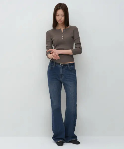 [MUSINSA STANDARD WOMAN] WOMENS BOOTS CUT DENIM PANTS [MEDIUM INDIGO] / 우먼즈 에센셜 부츠 컷 데님 팬츠 [미디엄 인디고]