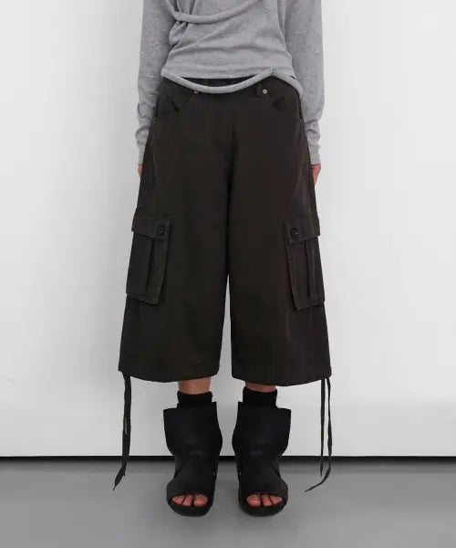 [SANDRIC] Cargo Bermuda Cotton Shorts_Charcoal