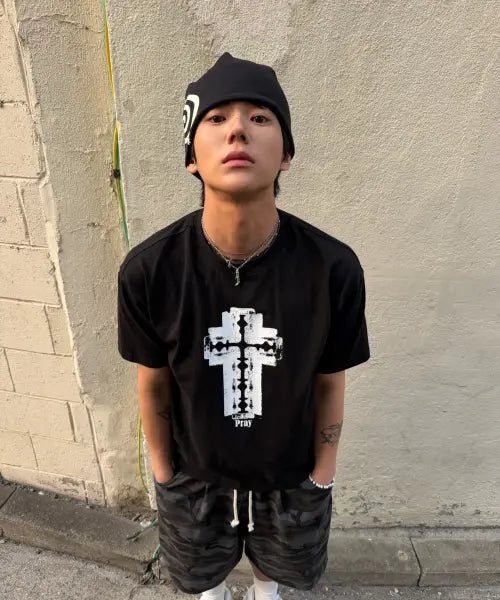 [AMOU] Razor Cross Half T-Shirts Black