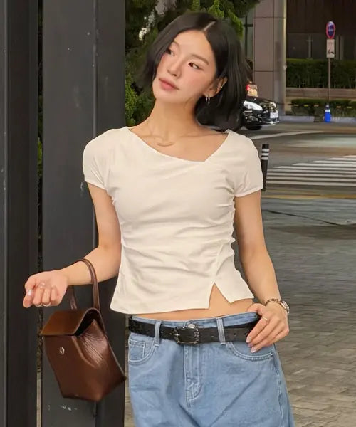 [DRAWFIT WOMEN] CURVE SHIRRING TUCK T-SHIRT [WHITE] / 커브 셔링 턱 티셔츠 [WHITE]