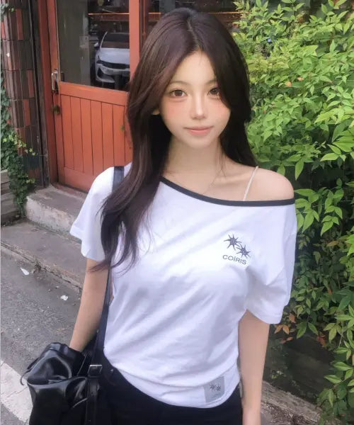 [COIRIS] RORA SMALL LOGO ONE-SHOULDER HALF T (13COLOR) / [원 숄더] 로라 스몰 로고 원 숄더 반팔 티 (13컬러)