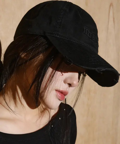 [HELENE PARIS] HELENEIS Washed Damage Cotton Ball Cap [Dyed Black] / HELENEIS 워시드 데미지 코튼 볼캡 [다잉 블랙]