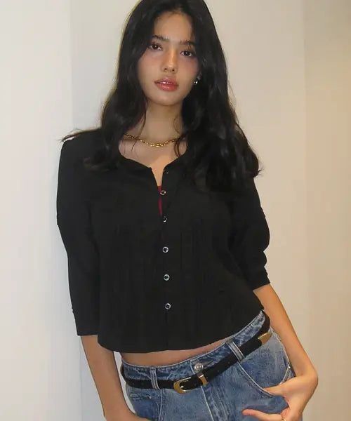 [BITTERCELLS] Ella Pintuck Blouse-Black / 엘라 핀턱 블라우스-블랙