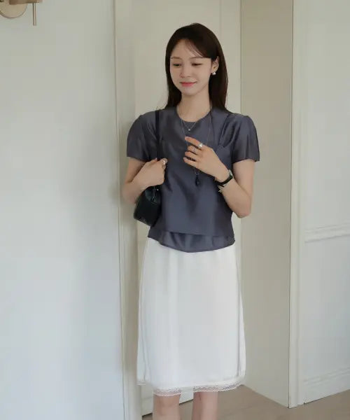 [URAGO] Satin lace midi skirt