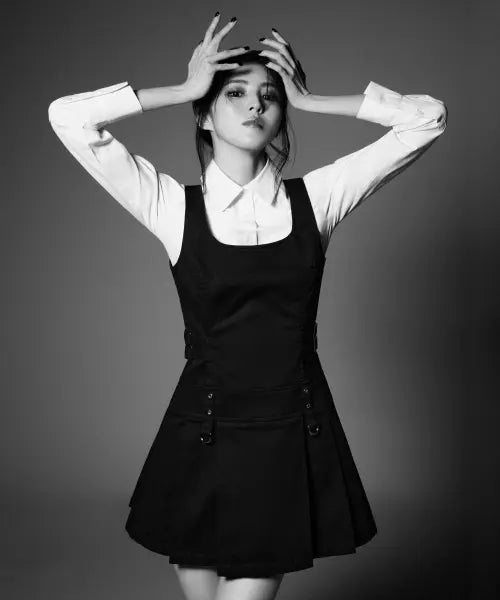 [MUSINSA STANDARD WOMAN] [Unbound Girl] Women's Pleats Mini Dress [Black] / [언바운드 걸] 우먼즈 플리츠 미니 드레스 [블랙]