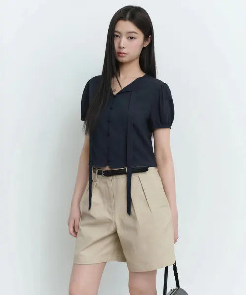 [MUSINSA STANDARD WOMAN] WOMENS REVERSE TWO TUCK WIDE CHINO SHORTS [LIGHT BEIGE] / 우먼즈 리버스 투 턱 와이드 치노 쇼츠 [라이트 베이지]