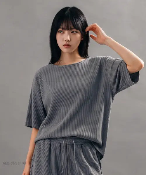 [LIFEWORK] Women's Minimal Pleated Boatneck Short Sleeve T-Shirt / 여성) 미니멀 플리츠 보트넥 반팔 티셔츠