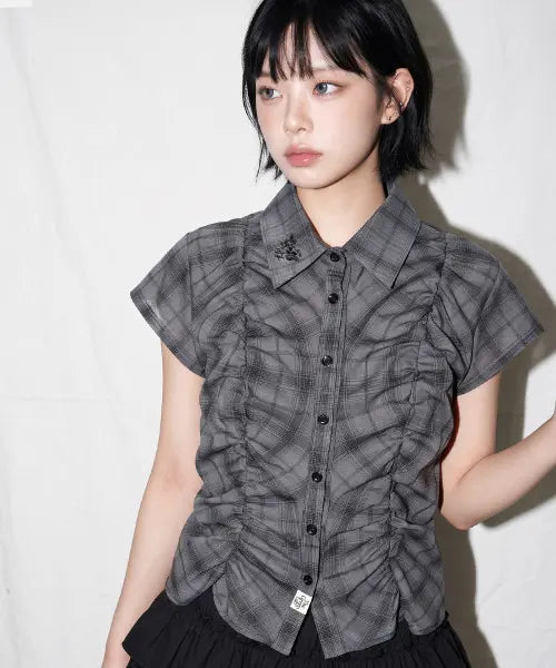 [THE GREEN LAB] Checked Shirring Short Sleeve Blouse [Black] / 체크 셔링 반팔 블라우스 [블랙]