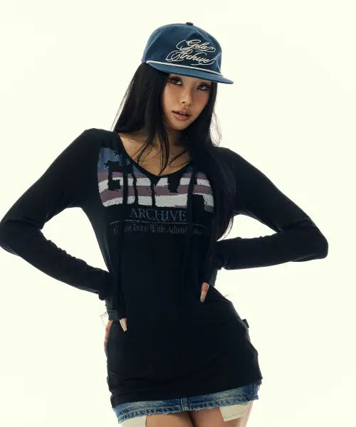 [GILAARCHIVE] USA LOGO V NECK LONG SLEEVE_BLACK