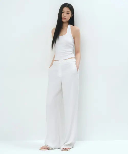 [MUSINSA STANDARD WOMAN] Women's Fluid Low-Waist Wide Slacks [Ivory] / 우먼즈 플루이드 로 웨이스트 와이드 슬랙스 [아이보리]