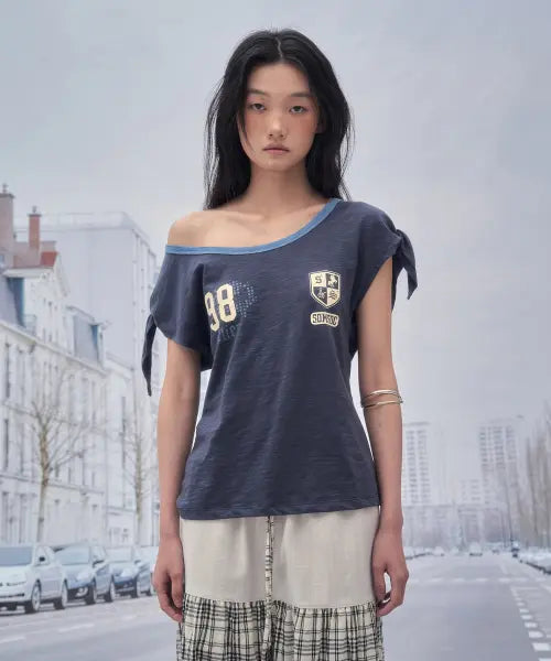 [SOMSOC] RICO EMBLEM TIED TOP_NAVY