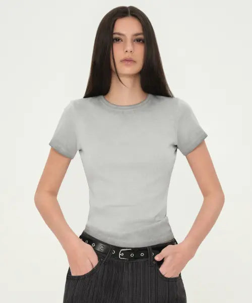 [MUSINSA STANDARD WOMAN] Womens Dirty Dyed Slim Crew Neck T-Shirt [Gray] / 우먼즈 더티 다이드 슬림 크루 넥 티셔츠 [그레이]