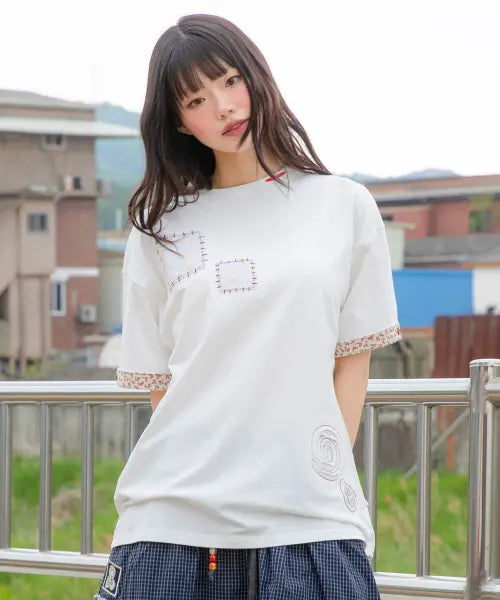 [RuNaKi'Hu'] WXT096 Nagorikuru Appliqué Roll-up T-shirt (White) / WXT096 나고리쿠루 아플리케 롤업 티셔츠 (WHITE)
