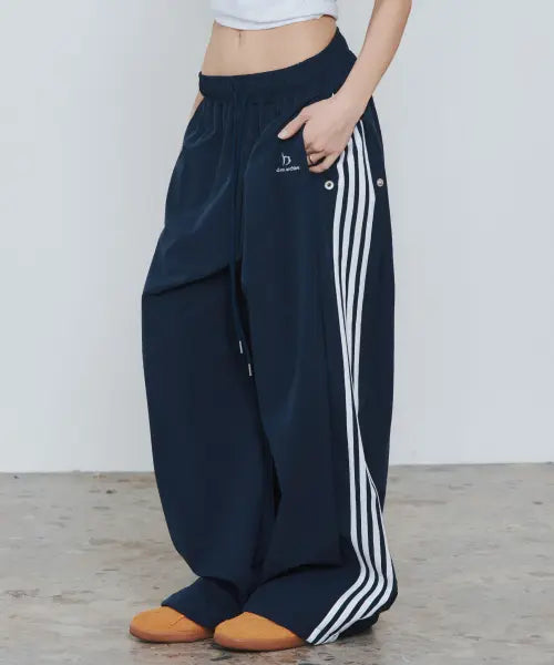[D.XO.H] Snap Big Wide Nylon Track Pants Navy/White / 스냅 빅와이드 나일론 트랙 팬츠 네이비/화이트