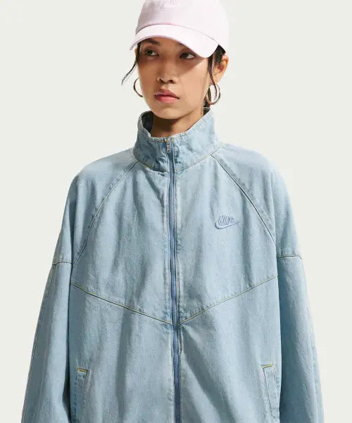 [NIKE] W NK WR DENIM JKT - LT ARMORY BLUE/(WORK BLUE) / 윈드러너 오버사이즈 데님 재킷 W - 라이트 아머리 블루:워크 블루 / IV4962-440