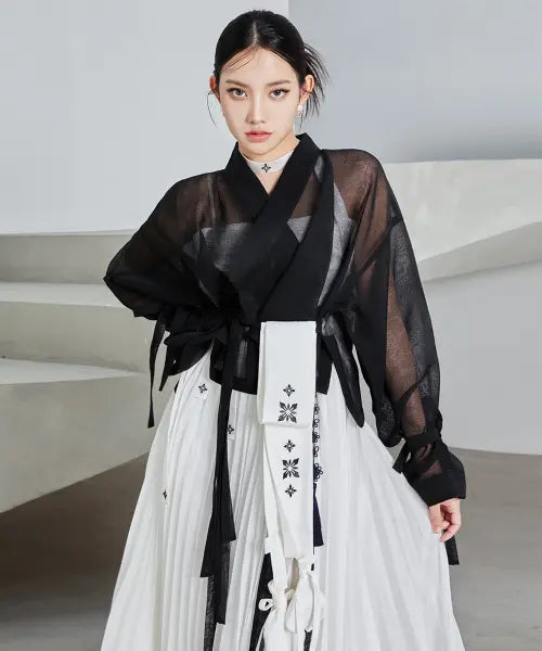 [TM3] Knot Crop Cardigan Black / 매듭 크롭 창의 가디건 블랙