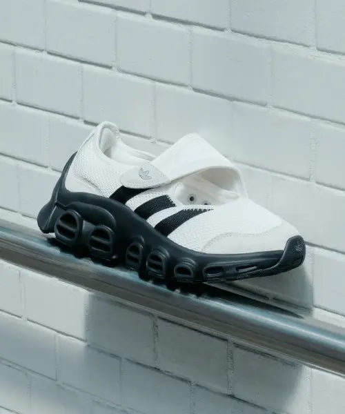 [ADIDAS] ADIFOM MEGAJANE W   CLOWHI/CBLACK/CBLACK / 아디폼 메가제인 - 화이트 / KH7889