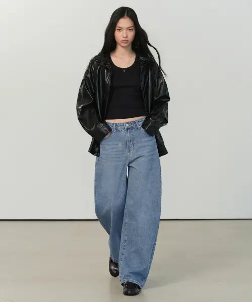 [MUSINSA STANDARD WOMAN] WOMENS CURVED DENIM PANTS [LIGHT INDIGO] / 우먼즈 커브드 데님 팬츠 [라이트 인디고]