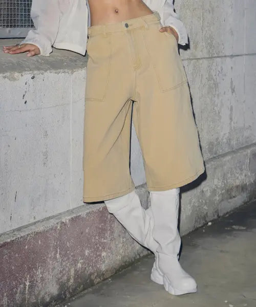 [VERDNT] Garment Dyed Oversized Studded Bermuda Shorts [Beige] / 가먼트 다잉 오버핏 스터드 버뮤다 쇼츠 [베이지]