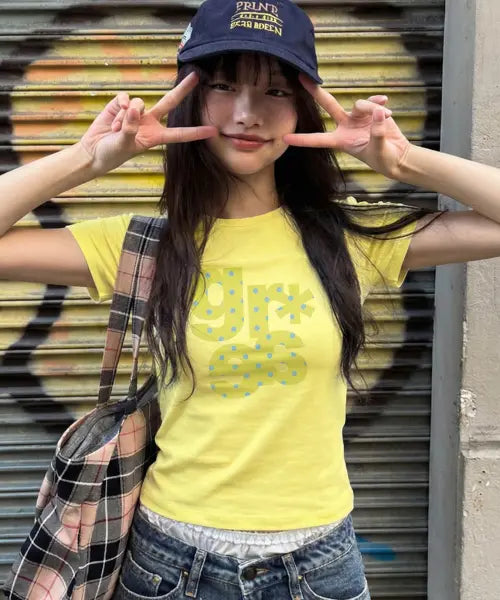 [GRAVER] GRAE-S Dot Slim Short Sleeve T-Shirt Yellow / [WOMAN]GRAE-S DOT 슬림 반팔티_YELLOW