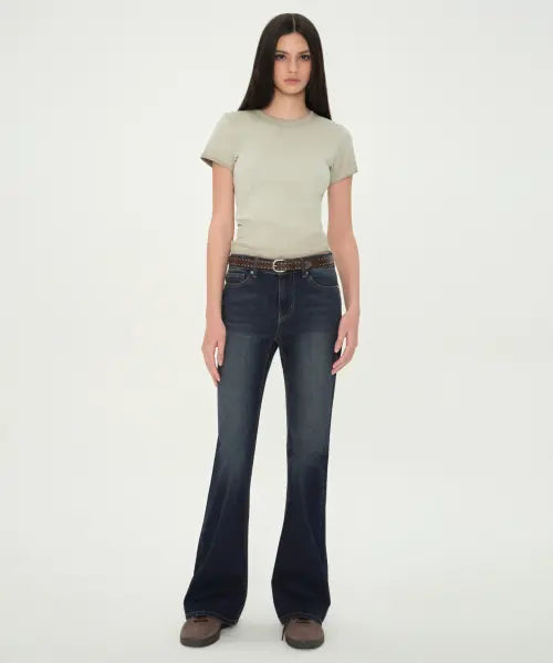 [MUSINSA STANDARD WOMAN] WOMEN’S LOW-RISE SLIM FLARE DENIM PANTS [DARK BLUE] / 우먼즈 로 라이즈 슬림 플레어 데님 팬츠 [다크 블루]