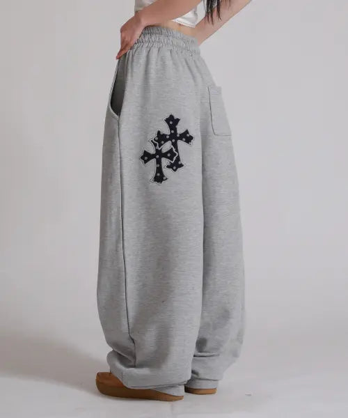 [LIKE THE MOST] Dot Twin Cross Appliqué Training Pants_Grey / 도트 트윈 크로스 아플리케 트레이닝 팬츠_그레이