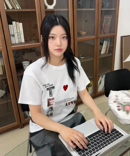 [ESCAPEFROM] EXIT INSIDE Print Oversized Short Sleeve T-Shirt White / EXIT INSIDE 프린트 오버핏 반팔티 화이트