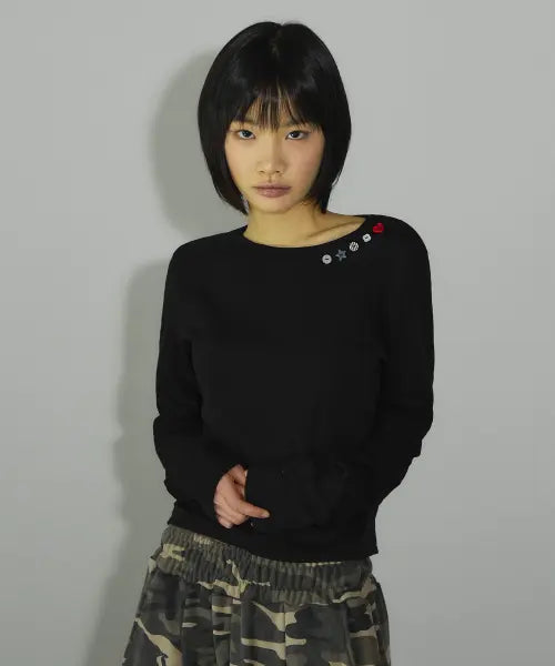 [SLEEKGLOW] Candy Button Long Sleeve T-Shirt [Black] / 캔디 버튼 롱 슬리브 티셔츠[블랙]