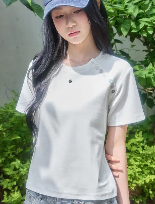 [LOOXP] Mix Button Semi Slim Fit Short Sleeve T-Shirt - Ivory / 믹스 버튼 세미 슬림핏 반팔티 아이보리