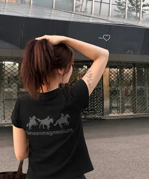 [TANSANMAGNESIUM] Horse Rabbit T-Shirt (Black/Grey) / 홀스 래빗 티셔츠 (블랙/그레이)