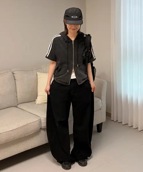 [CREAM SODA LAB] Pigment Four-Line Track Crop Short Sleeve Zip-Up Hoodie Black / 피그먼트 4선 트랙 크롭 반팔 집업 후드 블랙