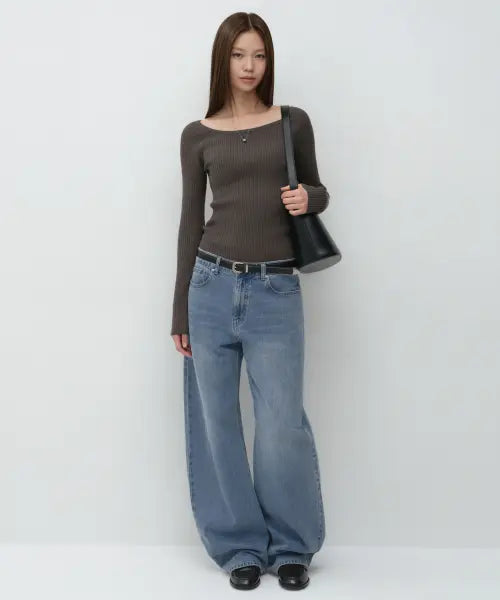 [MUSINSA STANDARD WOMAN] Women's Essential Curved Denim Pants [Light Indigo] / 우먼즈 에센셜 커브드 데님 팬츠 [라이트 인디고]