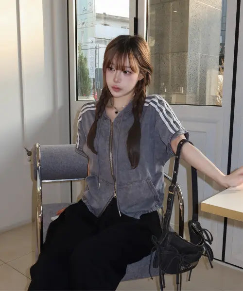 [CREAM SODA LAB] Pigment Four-Line Track Crop Short Sleeve Zip-Up Hoodie Grey / 피그먼트 4선 트랙 크롭 반팔 집업 후드 그레이