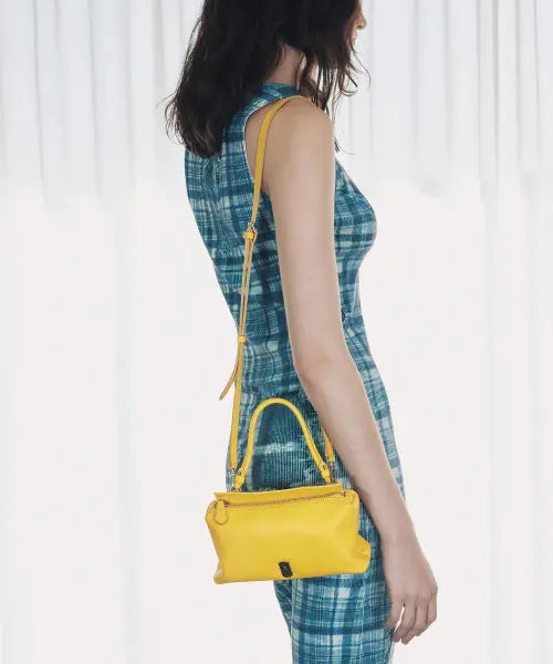 [VUNQUE] Toque Off Balance Minicross Bag / Toque Off Balance Minicross (토크 오프 발란스 미니크로스)_3colors