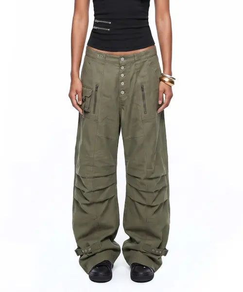 [BADBLOOD] Echo Button Fly Curved Cargo Pants - Military Green / 에코 버튼 플라이 커브드 카고 팬츠 - 밀리터리 그린