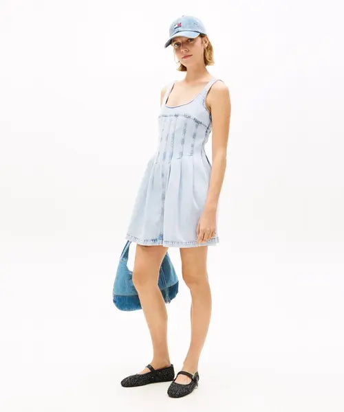 [TOMMY JEANS] TOMMY JEANS / 플리츠 심 데님 드레스 (T32G1NOP16TWT11AB)