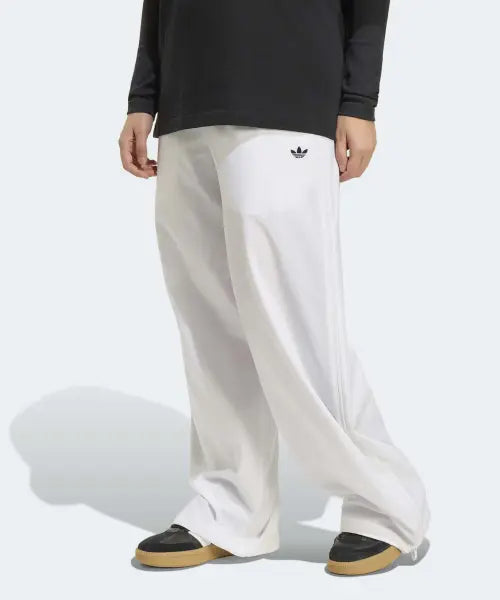 [ADIDAS] WOVEN TP            WHITE / 아딜레늄 시즌 3 집 트랙 팬츠 - 화이트 / KS2295