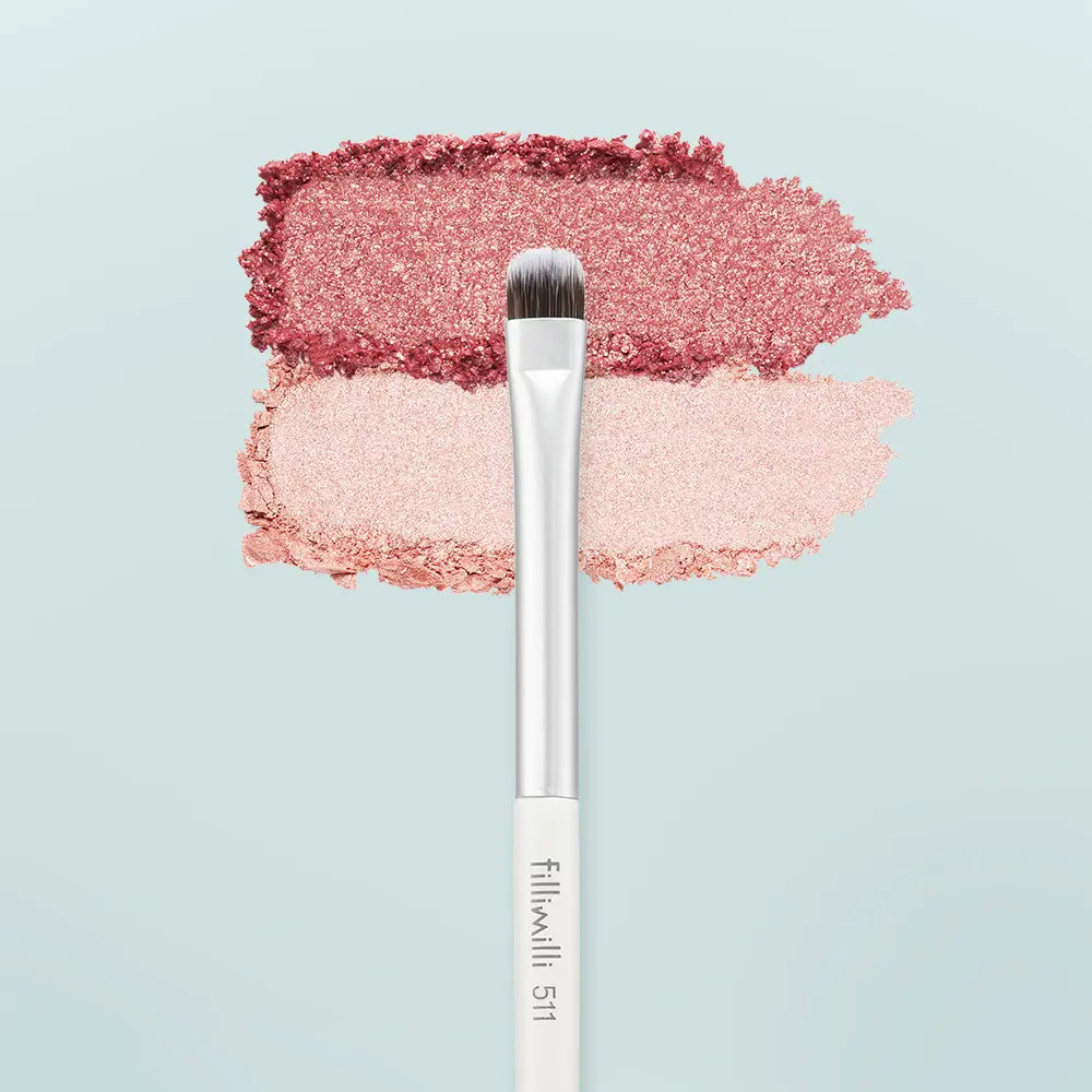 [Fillimilli] Fillimilli Point Eyeshadow Brush Defining 511 / 필리밀리 포인트아이섀도우브러시디파이닝 511